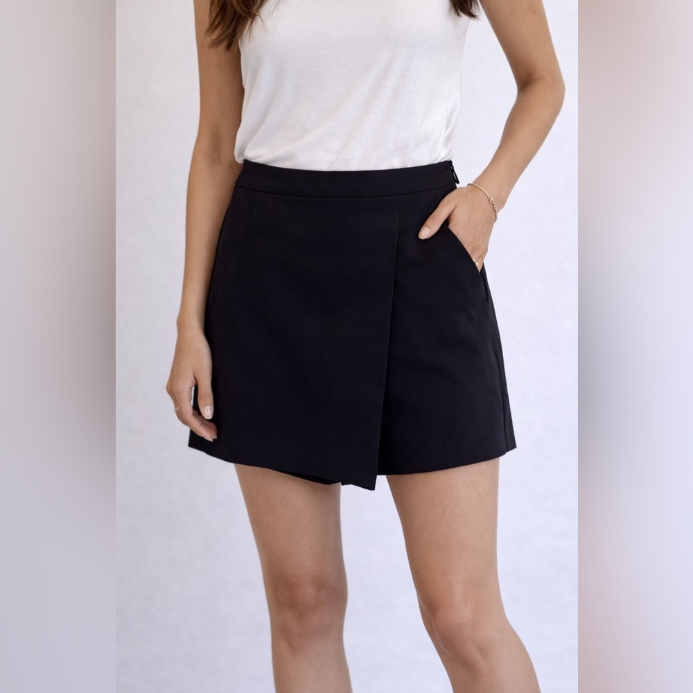 Zara Black Tailored Skort High Waist Minimalist Mini Skirt Shorts